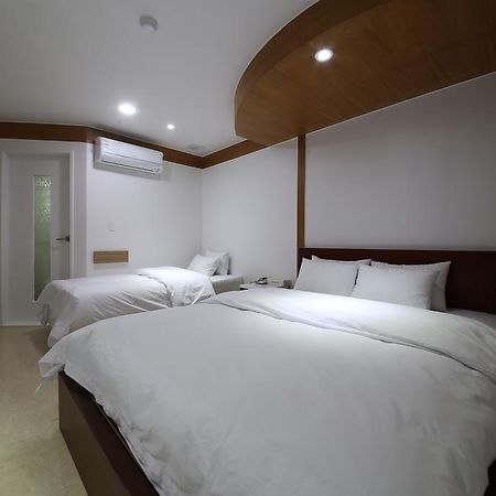 Abata Business Hotel Kōyō Exteriér fotografie