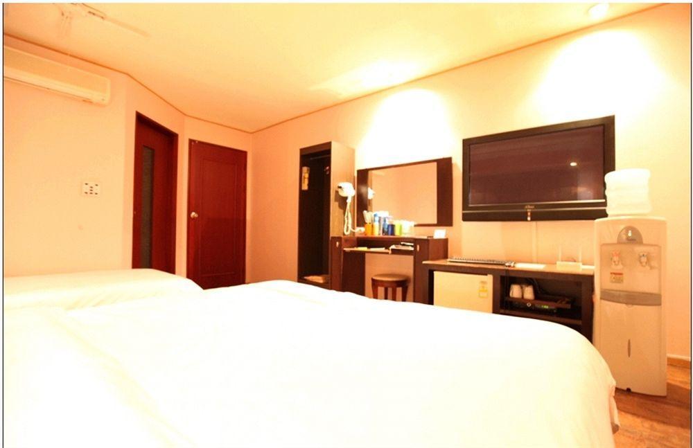 Abata Business Hotel Kōyō Exteriér fotografie