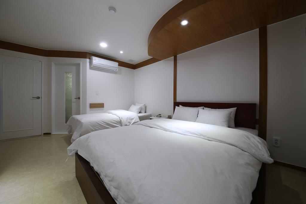 Abata Business Hotel Kōyō Exteriér fotografie